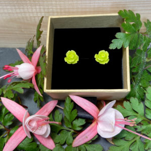 Puces fleurs résine - Vert anis